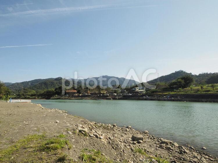 台湾碧潭の川辺