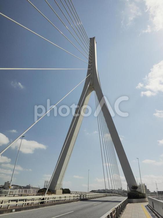 とよみ大橋（沖縄県豊見城市豊見城）