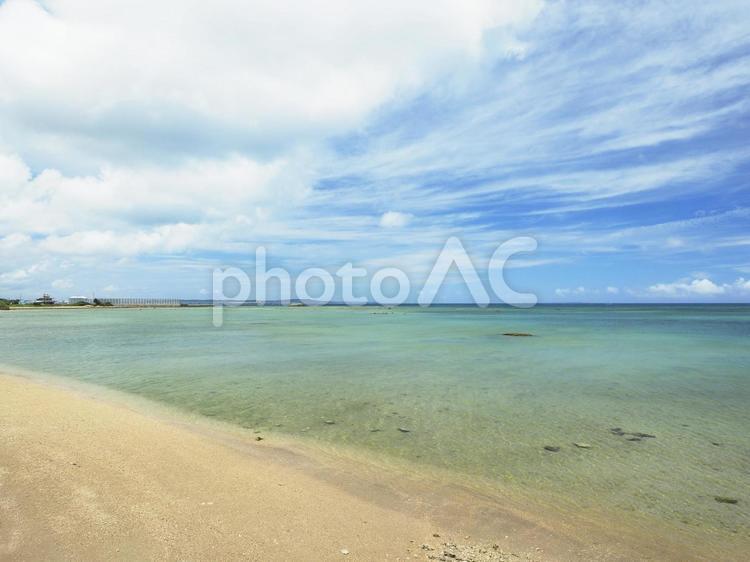 津覇ビーチ（沖縄県中頭郡中城村）