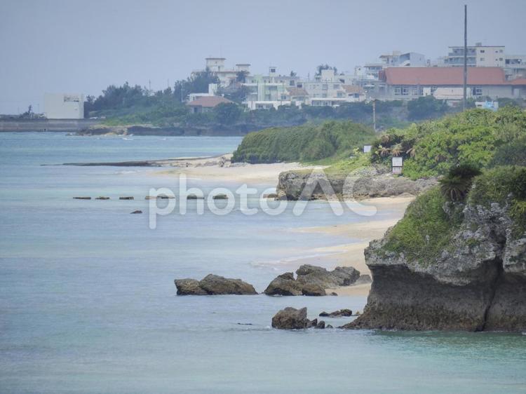沖縄読谷村の海岸沿い（沖縄県読谷村）
