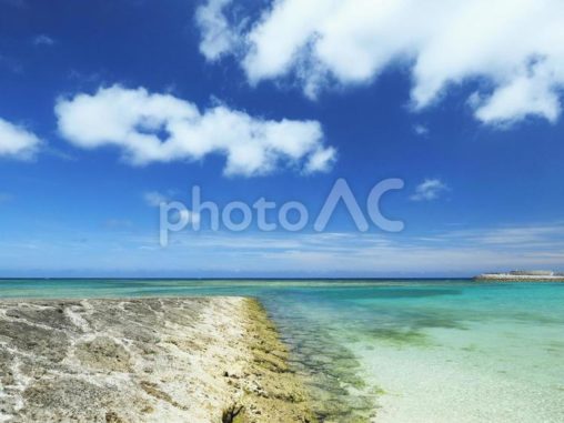 トロピカルビーチ（沖縄県宜野湾市真志喜）