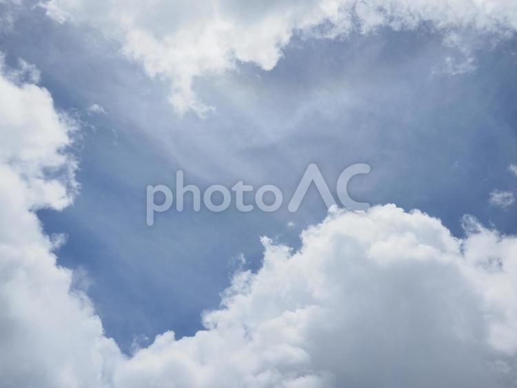 雲の切れ間_西原きらきらビーチ（沖縄県中頭郡西原町）