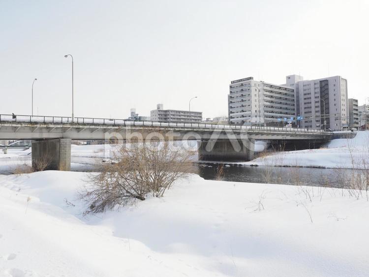 真冬の南大橋（北海道札幌市）