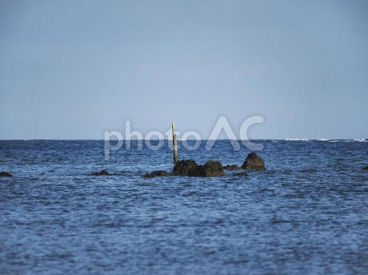 沖の岩場_久手堅ビーチ(前ぬ浜）(沖縄県南城市知念)