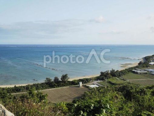 久手堅ビーチ(前ぬ浜）(沖縄県南城市知念)