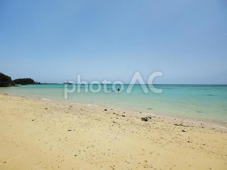 百名ビーチ(沖縄県南城市玉城百名)