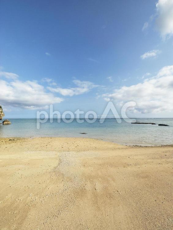 新原ビーチ（沖縄県南城市玉城百名）