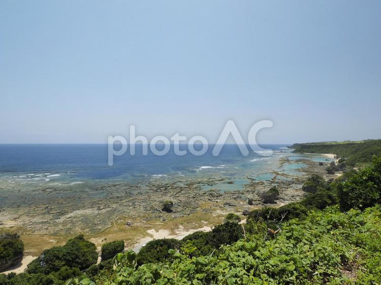 ぐしちゃん浜_具志頭城跡からの風景（沖縄県島尻郡八重瀬町具志頭）