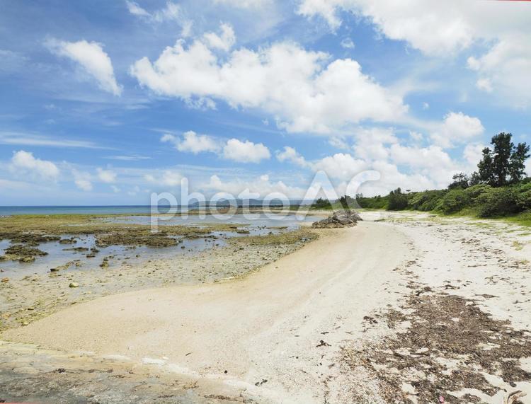 吉の浦公園ビーチ（沖縄県中頭郡中城村）