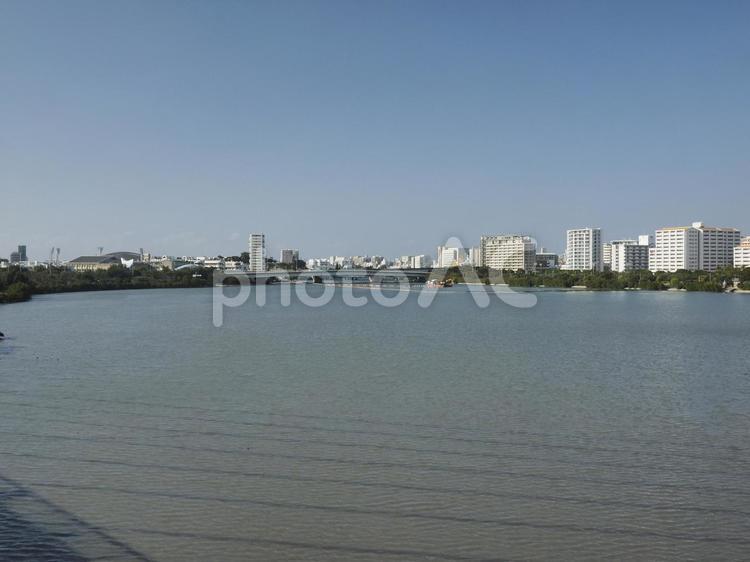 漫湖（那覇市鏡原）