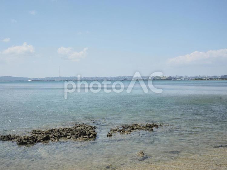 勝連南風原ビーチ（沖縄県うるま市勝連南風原）