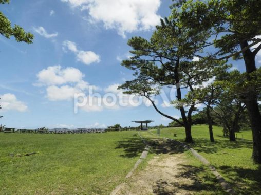 前田高地（ハクソーリッジ）浦添城跡（沖縄県浦添市）