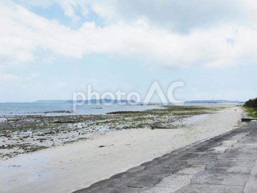 照間ビーチ（沖縄県うるま市）