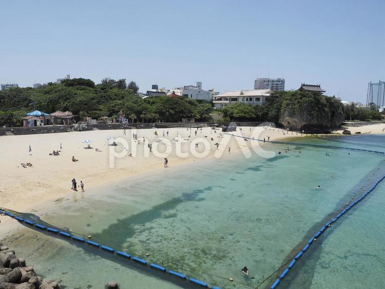 波之上ビーチ（沖縄県那覇市）