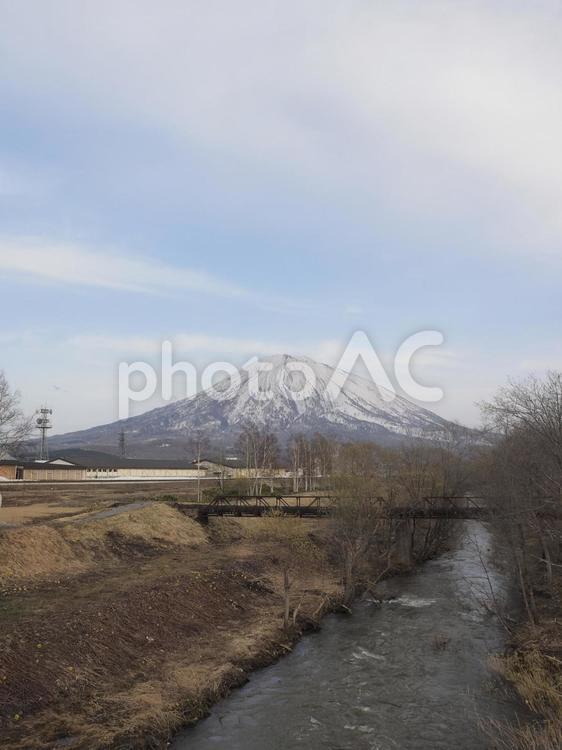 羊蹄山〔蝦夷富士〕（北海道倶知安町）