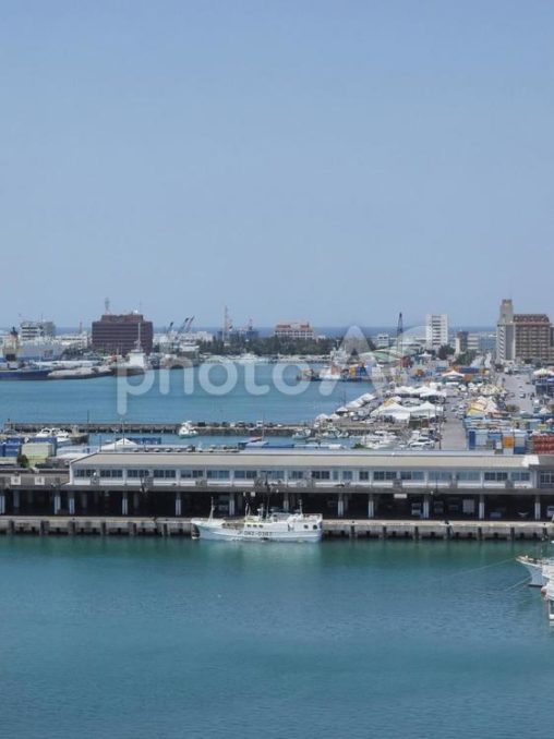 那覇新港ふ頭（ハーリー会場、本番前日）