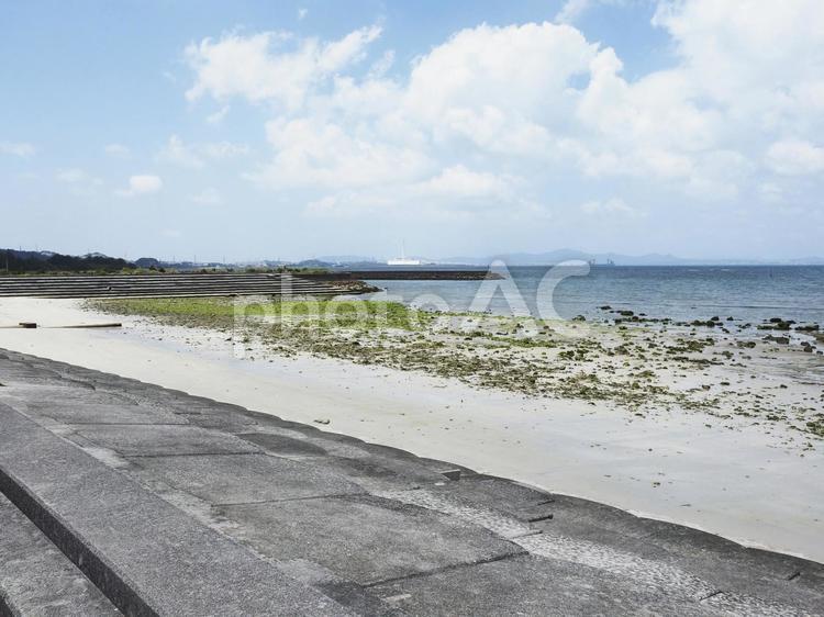 照間ビーチ（沖縄県うるま市）