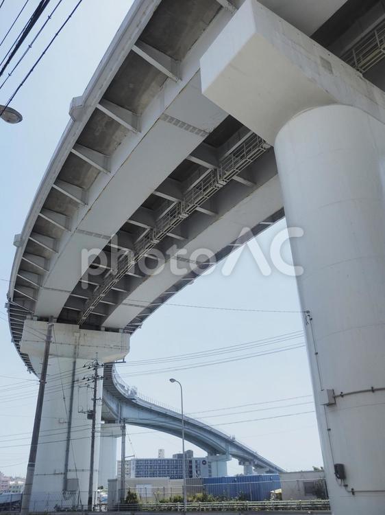 泊大橋の橋脚（沖縄県那覇市）
