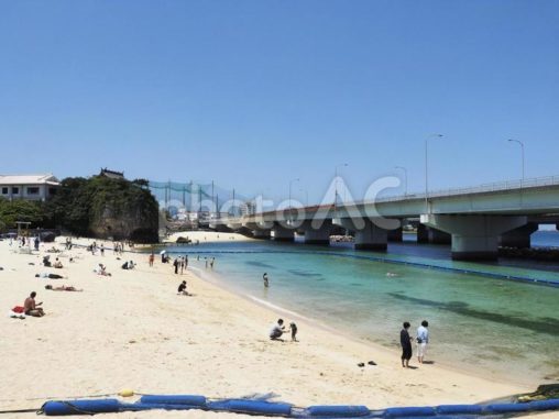 波之上ビーチ（沖縄県那覇市）