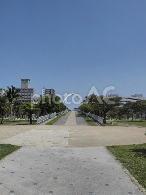 新都心公園_おもろ天空橋（沖縄県那覇市）
