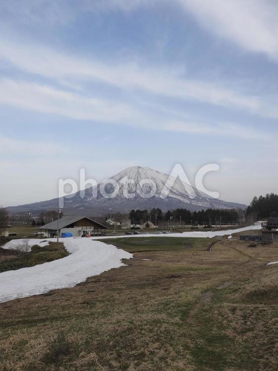 羊蹄山と倶知安町〔蝦夷富士〕（北海道）