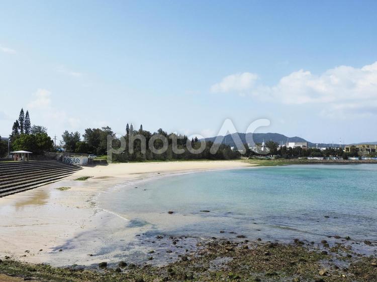 石川海岸（沖縄県うるま市）