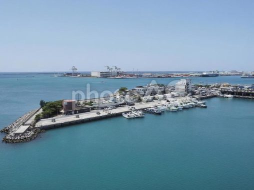 泊漁港（沖縄県那覇市）