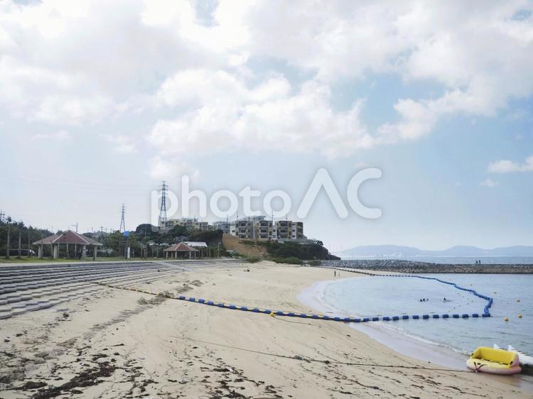宇堅ビーチの海水浴場（沖縄県うるま市）