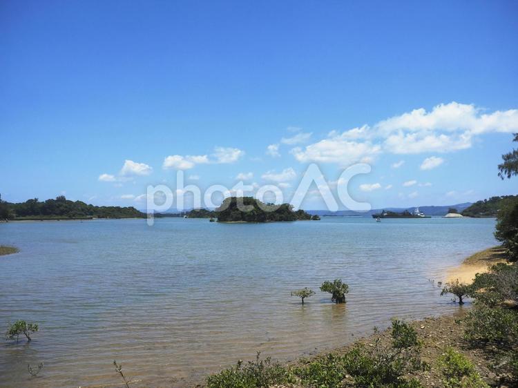 羽地内海、佐我屋島（沖縄県今帰仁村）