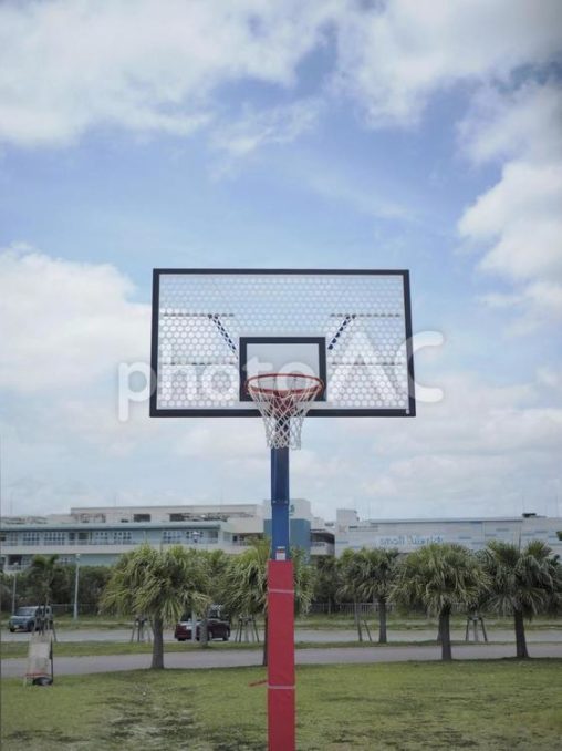公園のバスケットボールリング