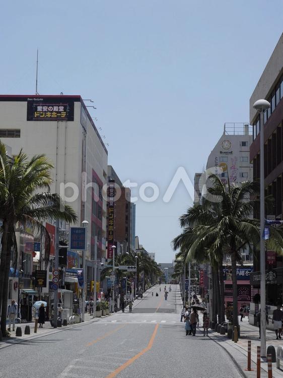 国際通り歩行者天国 スクランブル交差点前