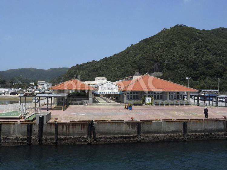 渡嘉敷港（沖縄県渡嘉敷村）