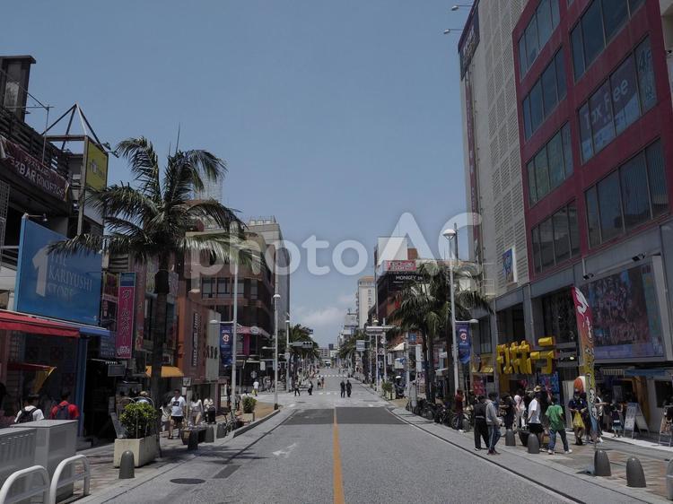 国際通り歩行者天国 スクランブル交差点前