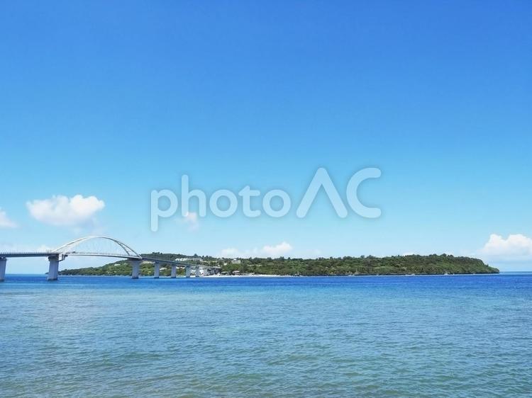 瀬底島（沖縄県本部町）