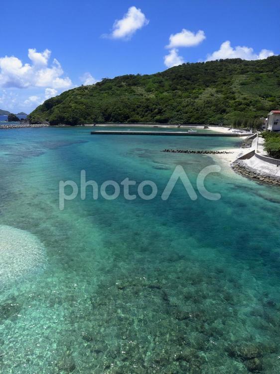 慶留間島と外地島の海峡（沖縄県座間味村）