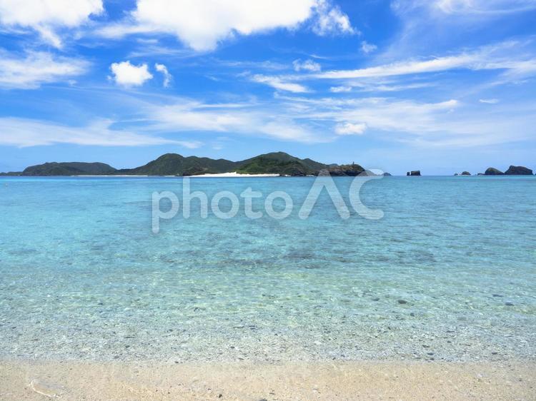 エメラルドグリーンの海（座間味島）