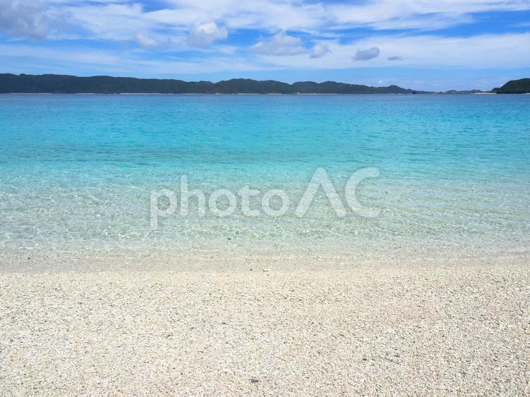 美しい海とビーチ（座間味島）